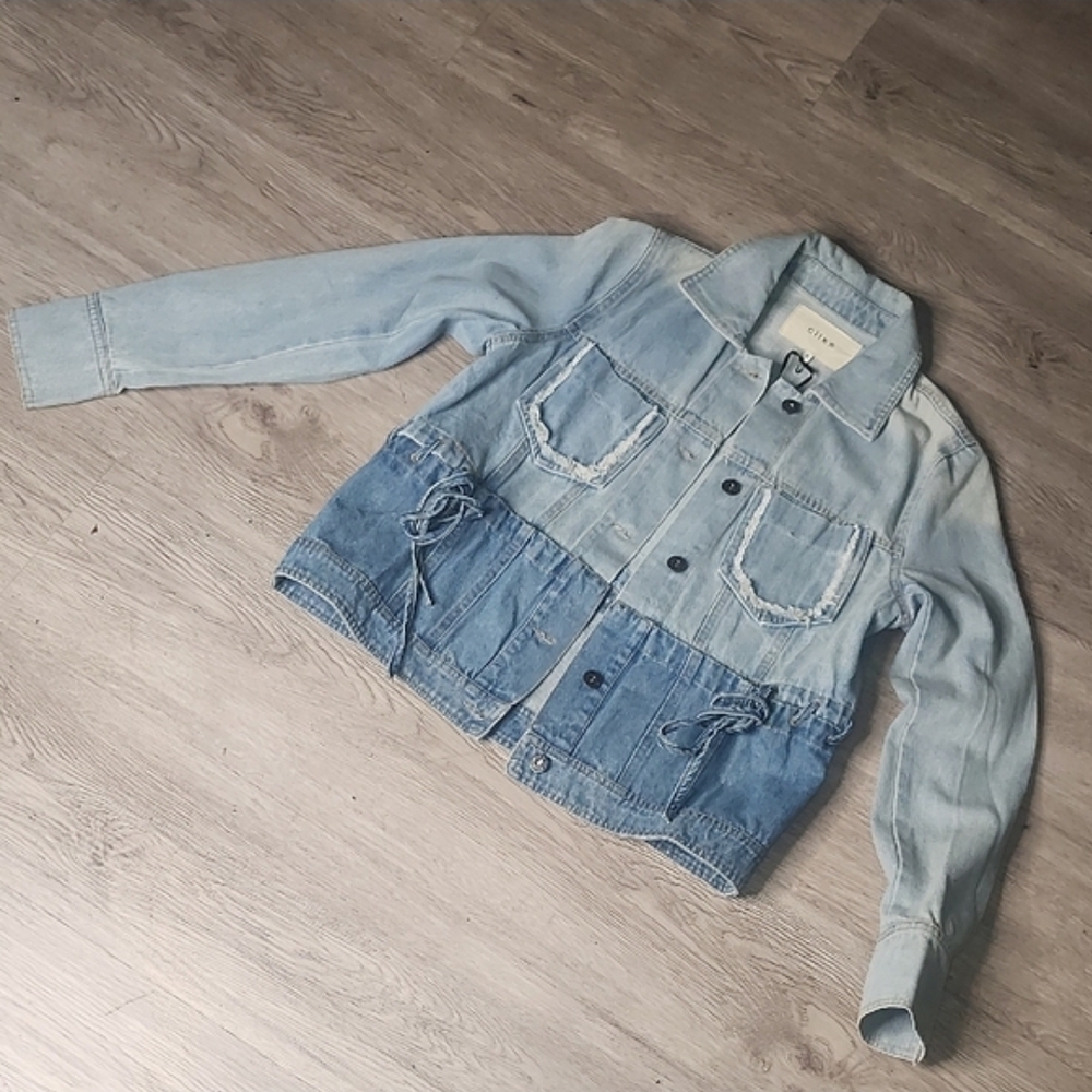 Light Wash Two-Tone Denim Jacket